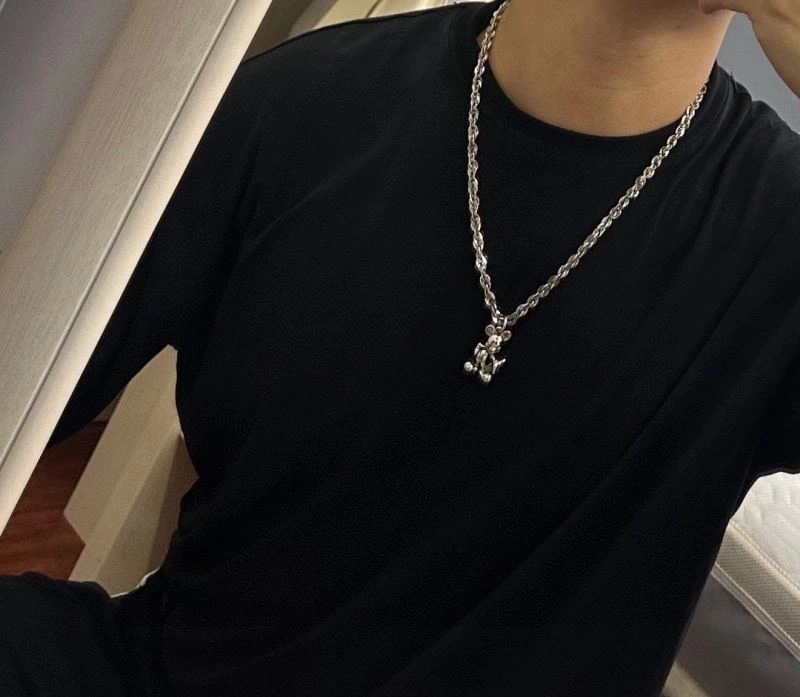 Louis Vuitton Necklaces UrbanStyle 250464