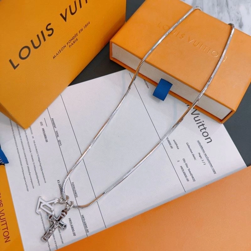 Soft Louis Vuitton Necklaces 250469