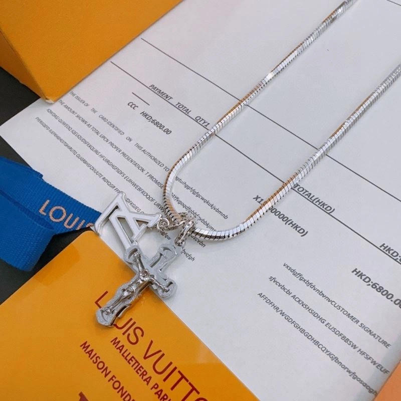 Soft Louis Vuitton Necklaces 250469