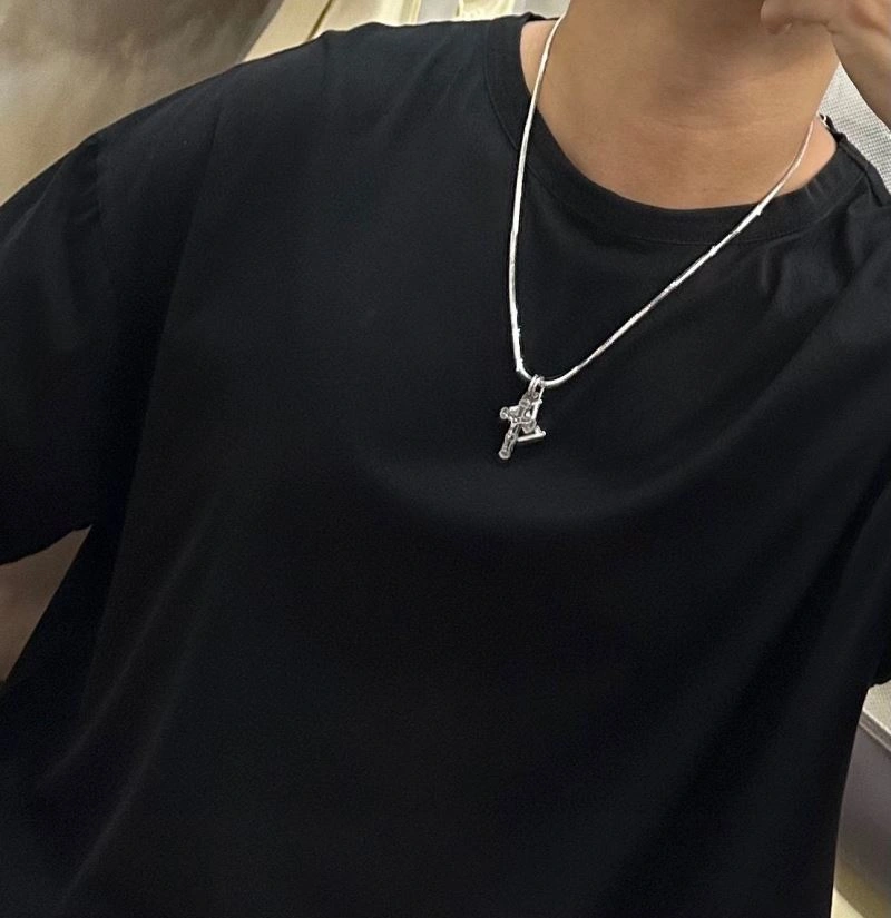 Soft Louis Vuitton Necklaces 250469