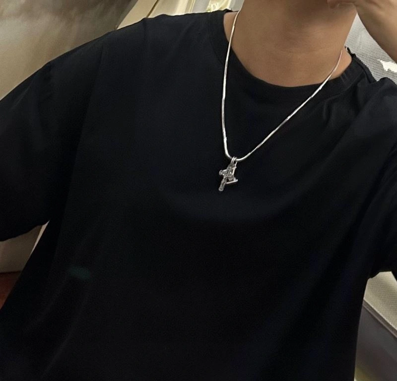 Soft Louis Vuitton Necklaces 250469