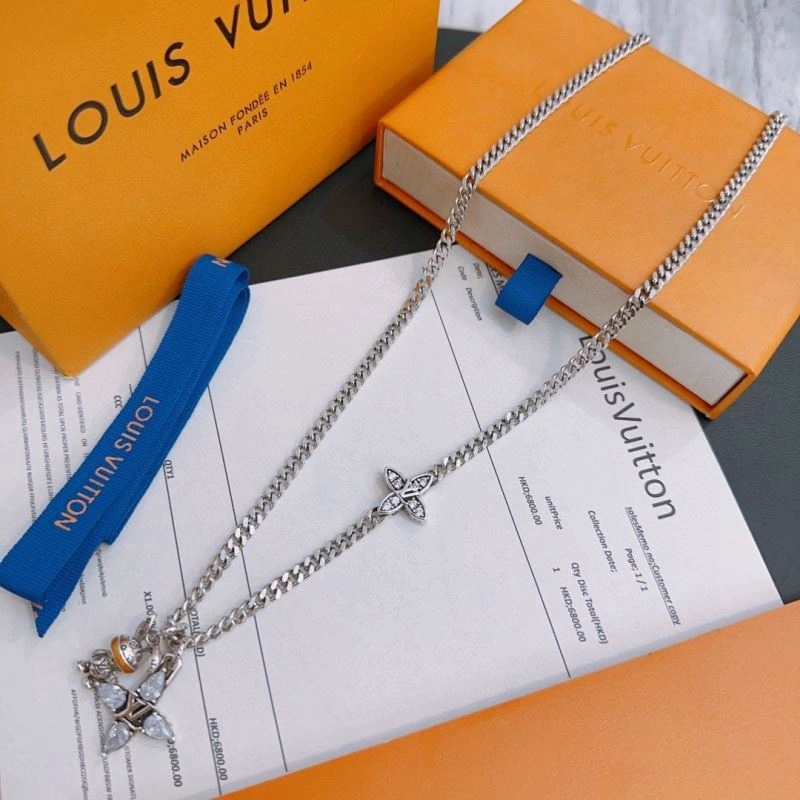 Colorful Louis Vuitton Necklaces 250450
