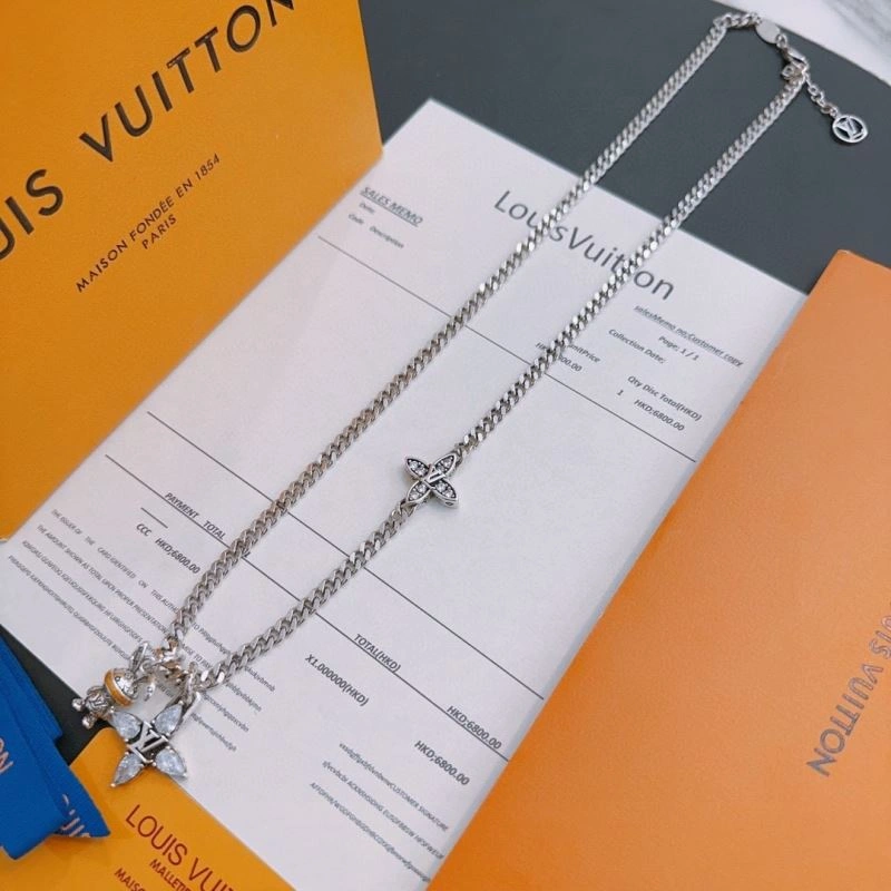 Colorful Louis Vuitton Necklaces 250450