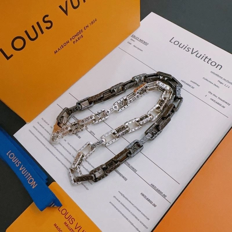 Louis Vuitton Necklaces Upgraded 250473