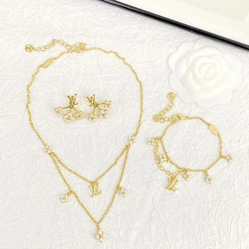 SportInspired Louis Vuitton Necklaces 250451