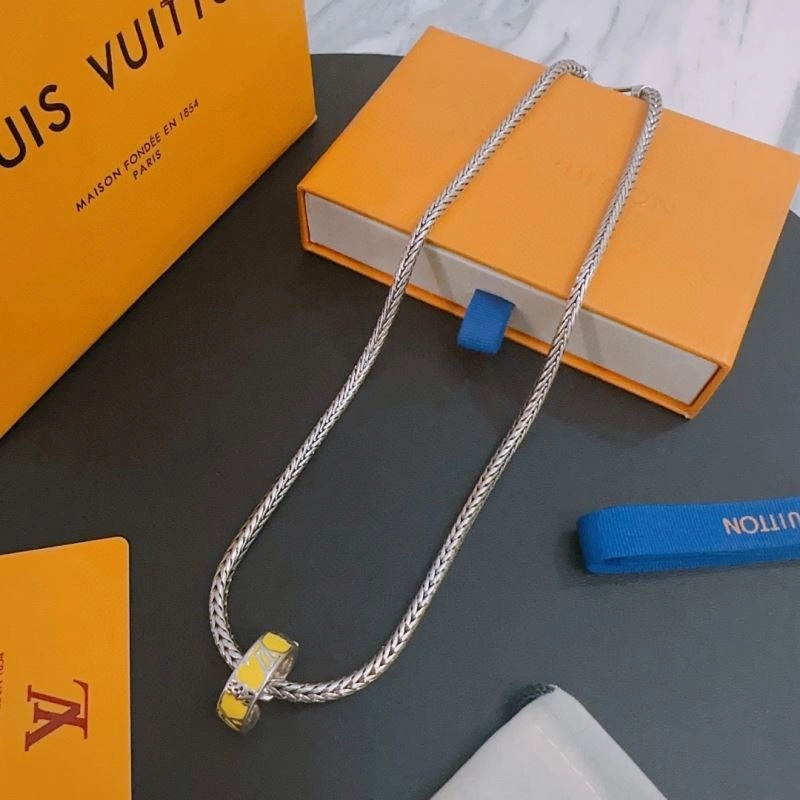 Louis Vuitton Necklaces ComfortFit 250468