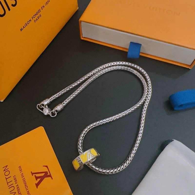 Louis Vuitton Necklaces ComfortFit 250468