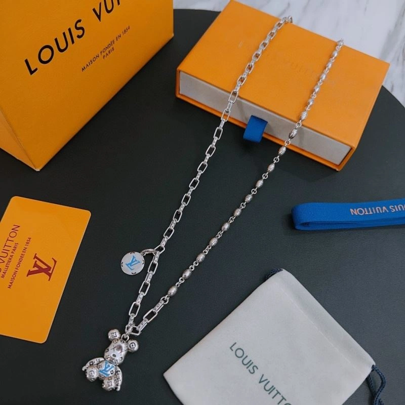 FlexibleFit Louis Vuitton Necklaces 250457