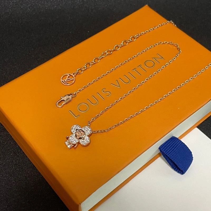 Vibrant Louis Vuitton Necklaces 250456