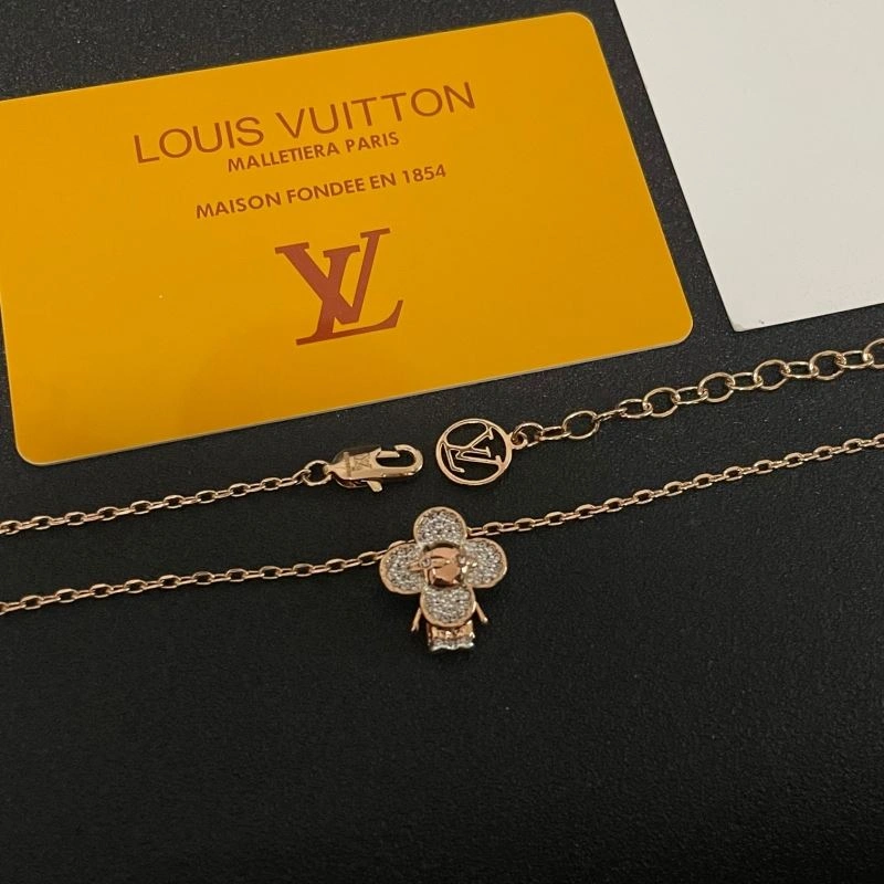 Vibrant Louis Vuitton Necklaces 250456