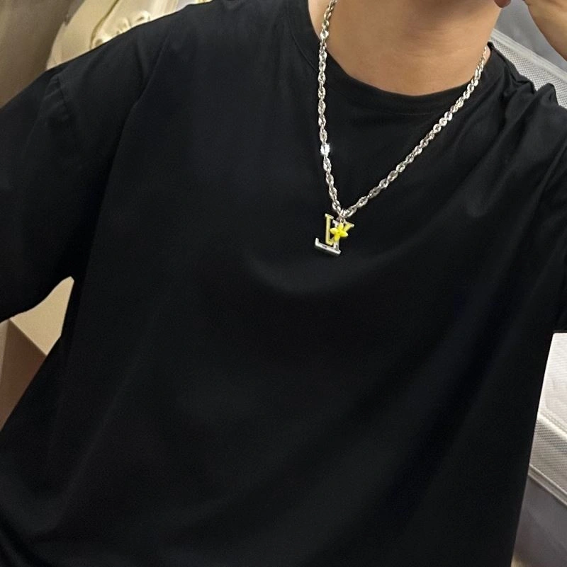 Practical Louis Vuitton Necklaces 250445