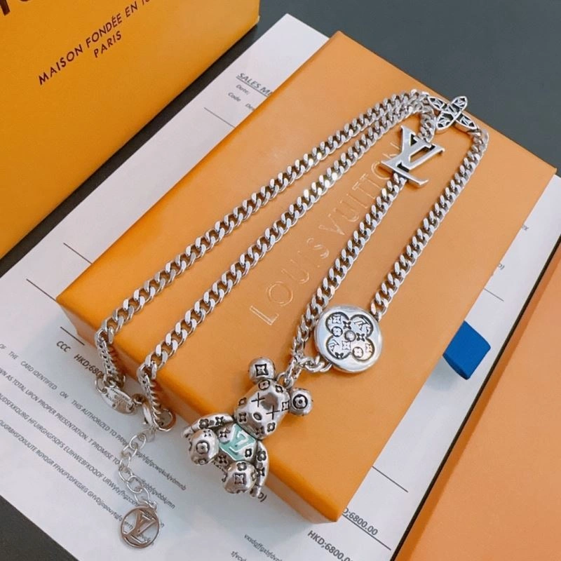 Louis Vuitton Necklaces Premium 250442