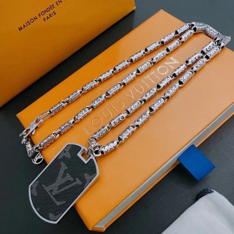 Louis Vuitton Necklaces Bold 250421