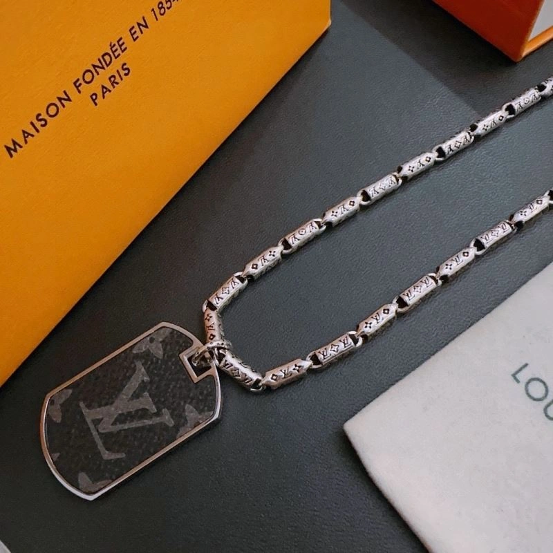 Louis Vuitton Necklaces Bold 250421