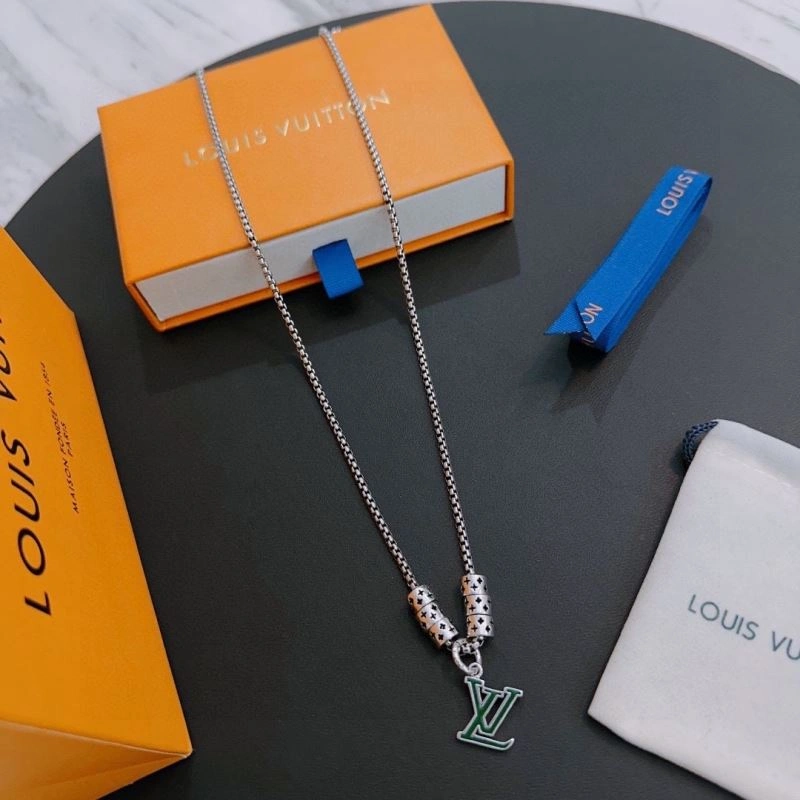 UrbanChic Louis Vuitton Necklaces 250410