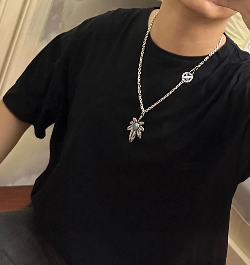 Louis Vuitton Necklaces WaterResistant 250432