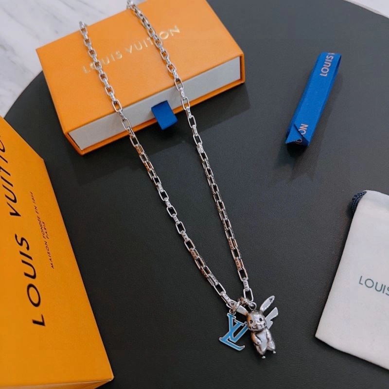 StreetReady Louis Vuitton Necklaces 250411