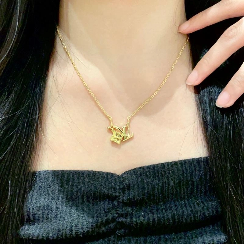 Bold Louis Vuitton Necklaces 250414