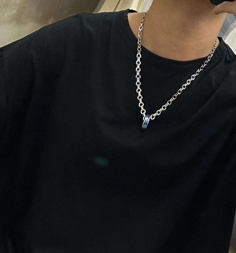 Youthful Louis Vuitton Necklaces 250420