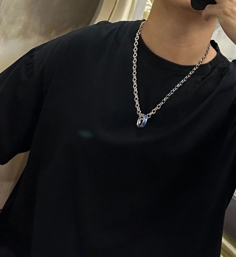 Youthful Louis Vuitton Necklaces 250420