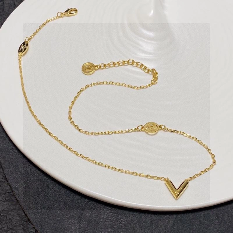 Affordable Louis Vuitton Necklaces 247618