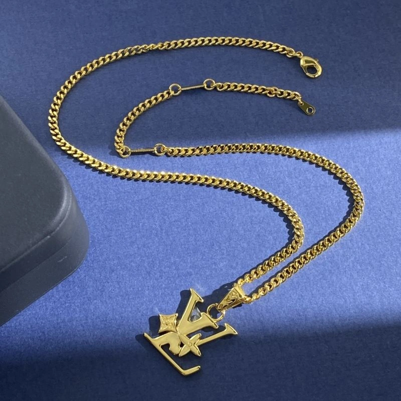 FashionForward Louis Vuitton Necklaces 250434