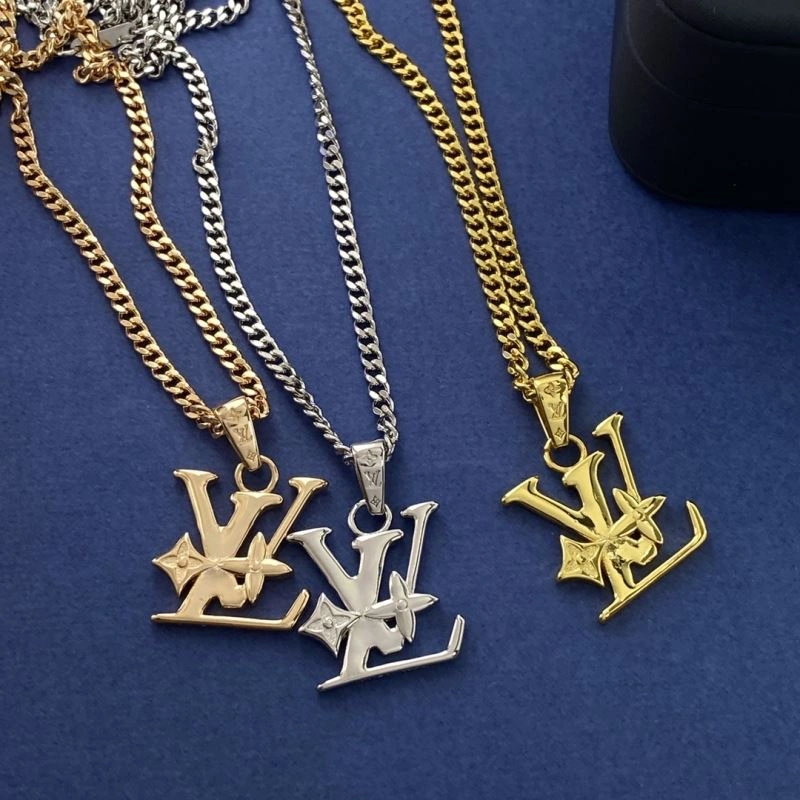 FashionForward Louis Vuitton Necklaces 250434
