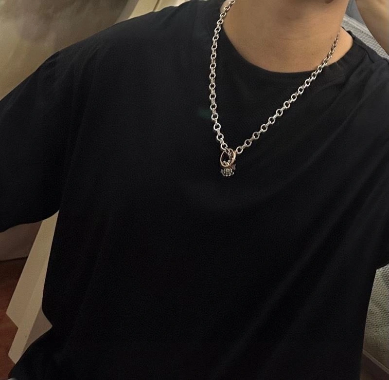Louis Vuitton Necklaces ZeroBulk 250400