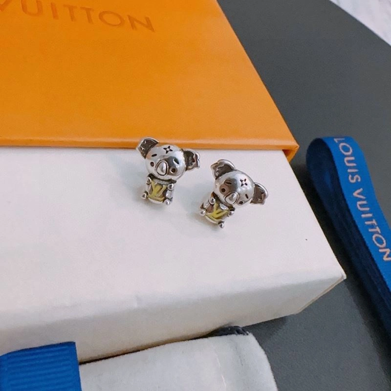 Comfortable Louis Vuitton Necklaces 250397