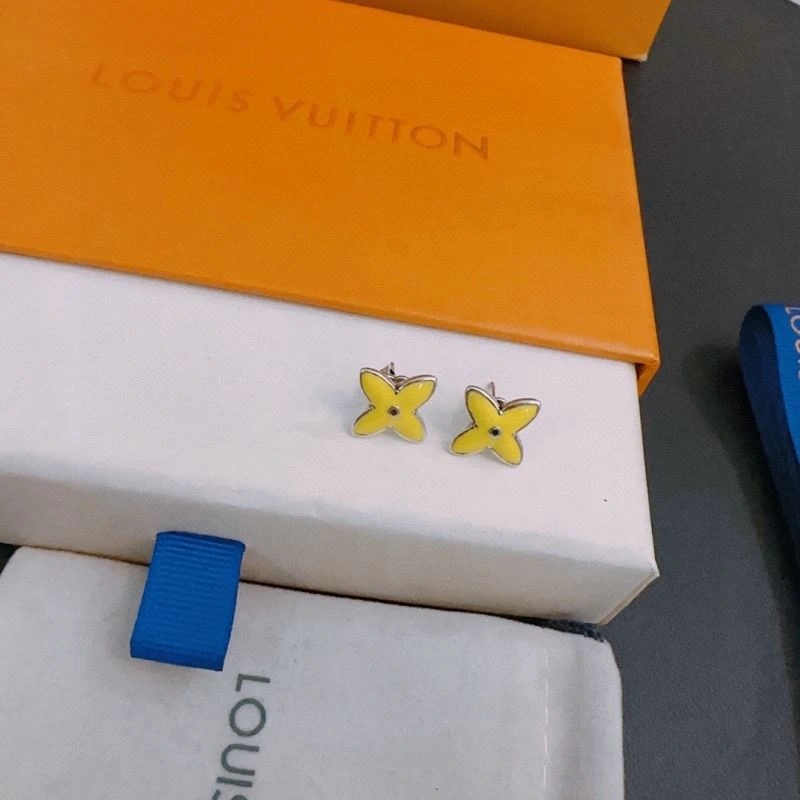 Louis Vuitton Necklaces TimelessDesign 250395