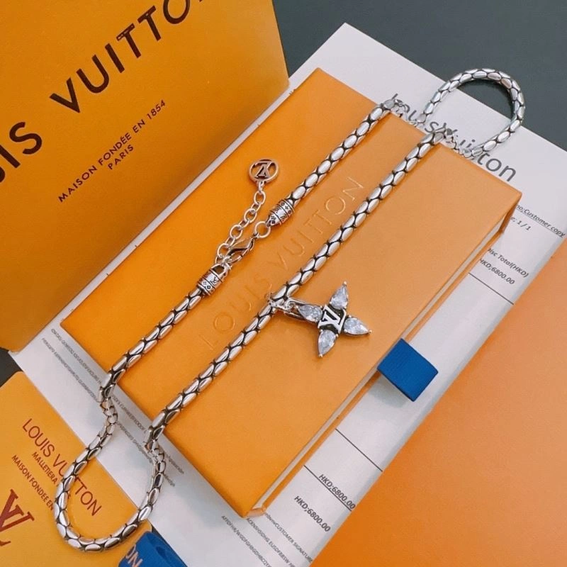 Louis Vuitton Necklaces OdorResistant 250396