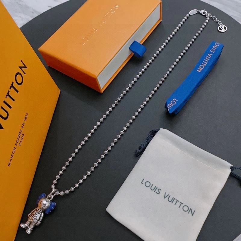 Trendy Louis Vuitton Necklaces 250389