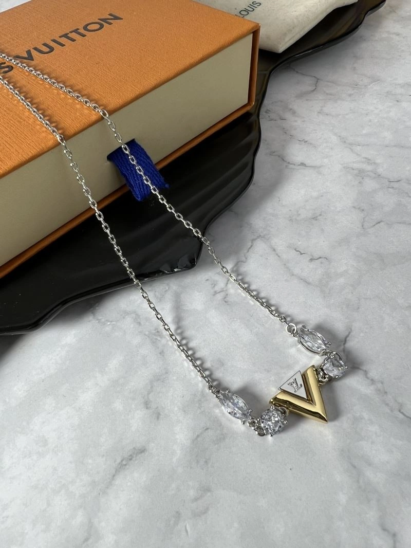 Louis Vuitton Necklaces Casual 250368