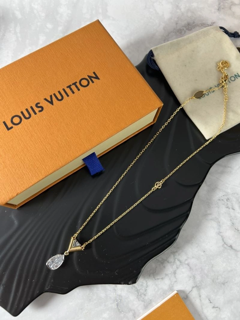 Louis Vuitton Necklaces Timeless 250365