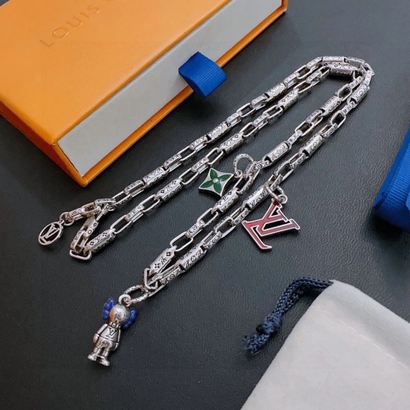 Tailored Louis Vuitton Necklaces 250375