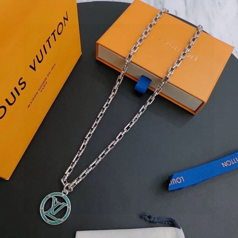 Louis Vuitton Necklaces Snug 250383