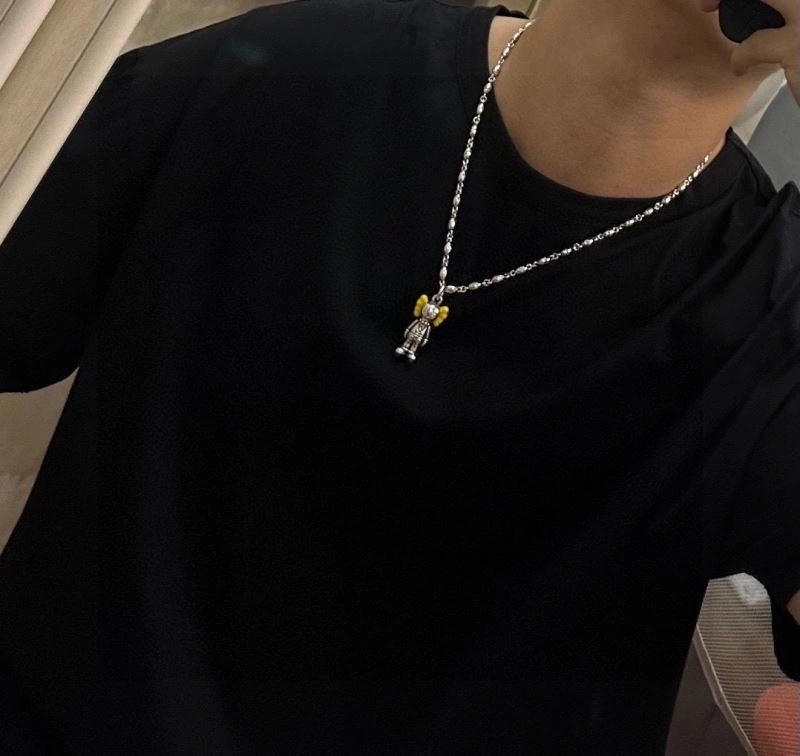 Louis Vuitton Necklaces OdorResistant 250377