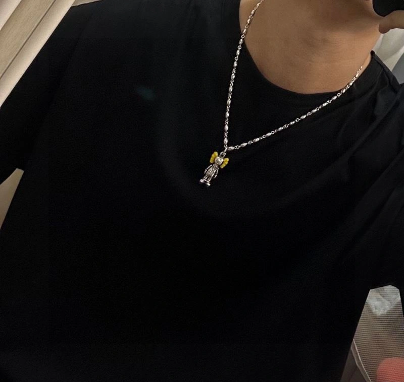 Louis Vuitton Necklaces OdorResistant 250377
