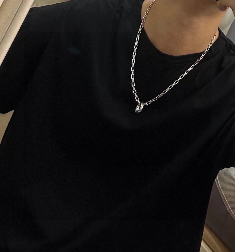 GoodFit Louis Vuitton Necklaces 250381