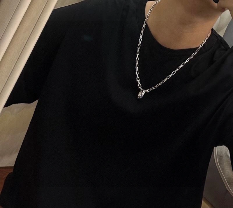 GoodFit Louis Vuitton Necklaces 250381