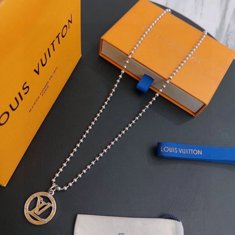 Louis Vuitton Necklaces Lightweight 250385