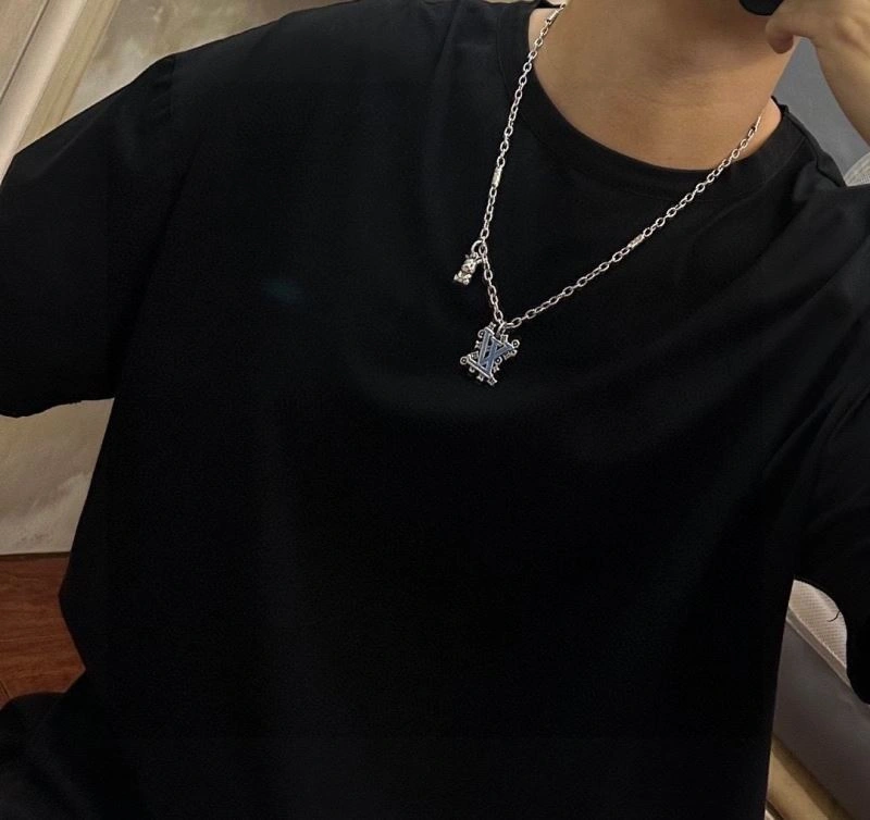 AllSeason Louis Vuitton Necklaces 250378