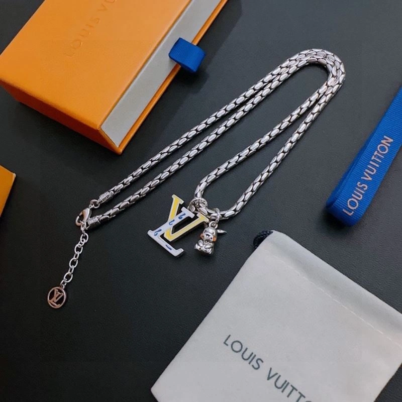 Louis Vuitton Necklaces Flexible 250386