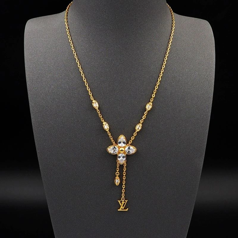 Flexible Louis Vuitton Necklaces 250393