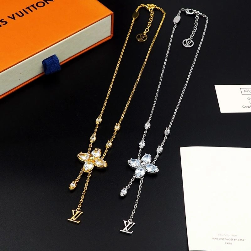 Flexible Louis Vuitton Necklaces 250393