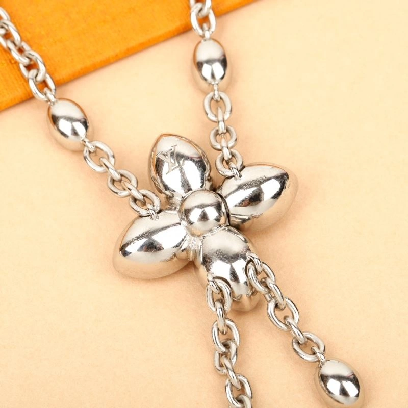 Louis Vuitton Necklaces TimelessDesign 250366