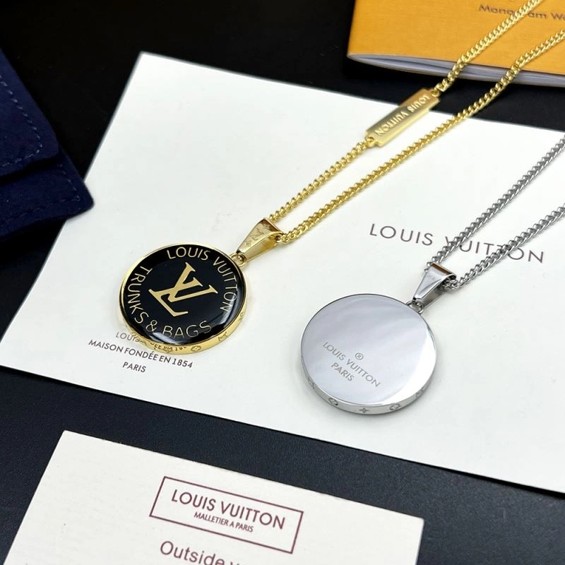 Louis Vuitton Necklaces Lightweight 250376