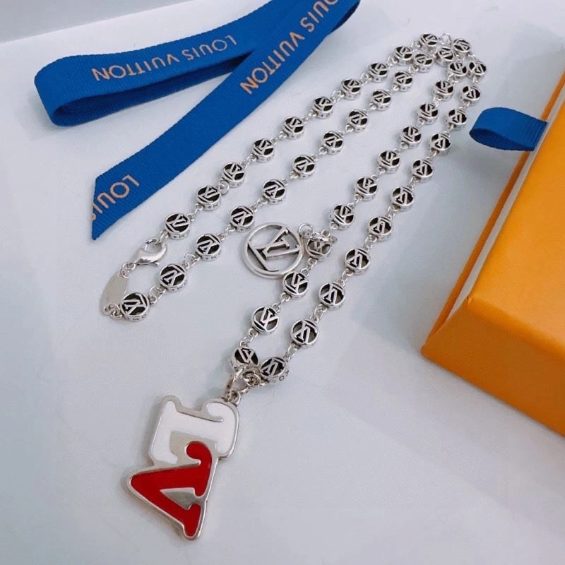 EasyMatch Louis Vuitton Necklaces 250362