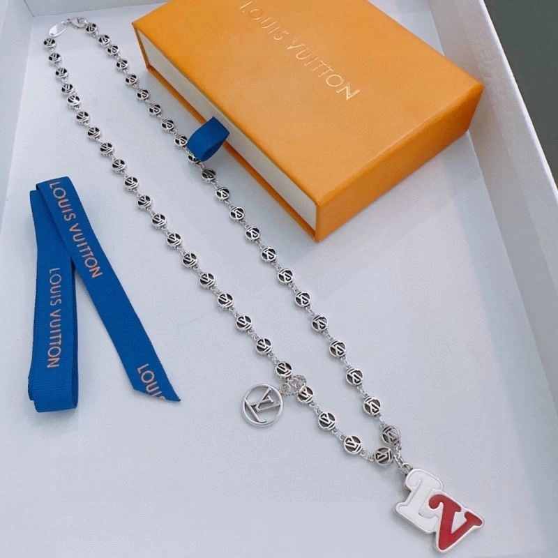 EasyMatch Louis Vuitton Necklaces 250362