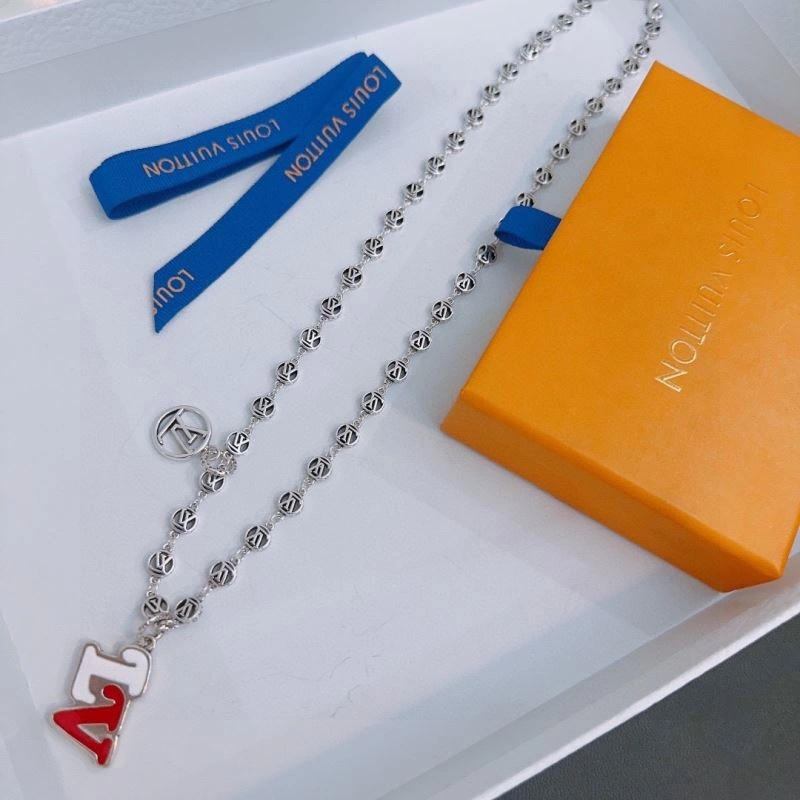 EasyMatch Louis Vuitton Necklaces 250362